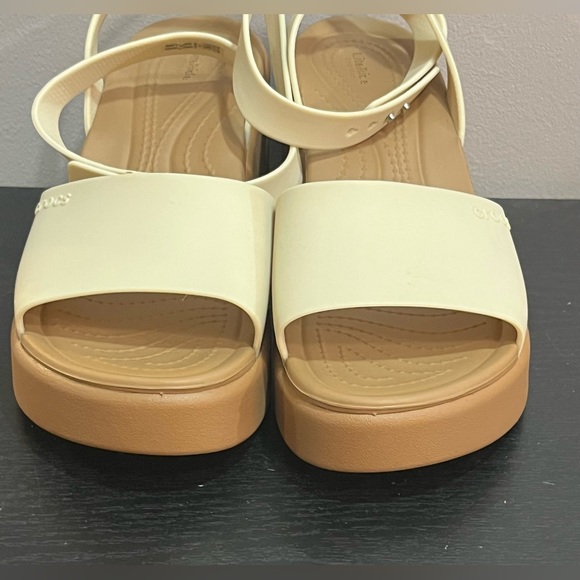 NWOT CROCS Women's Brooklyn Ankle Strap Cream and Brown Wedge Sandals - Picture 6 of 13